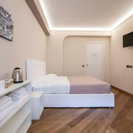 Le Stanze Sui Musei Vaticani 4* ローマ